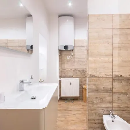 Blue Diamond Lägenhet